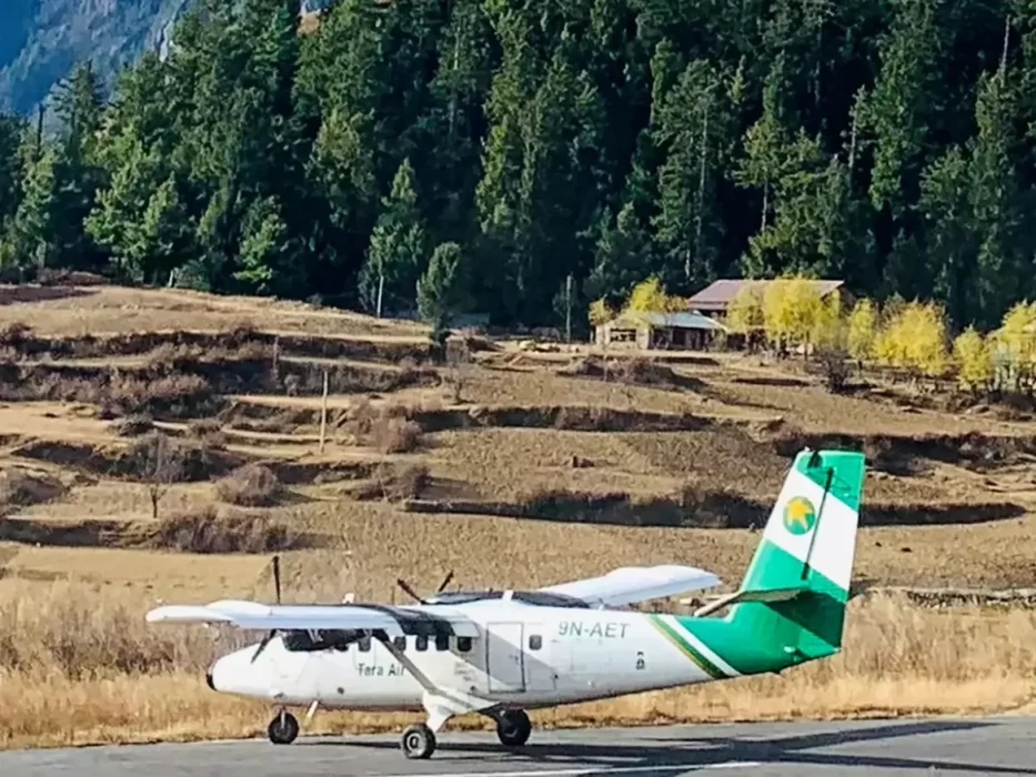 Autoridades encontram 14 corpos de avião que caiu no Nepal