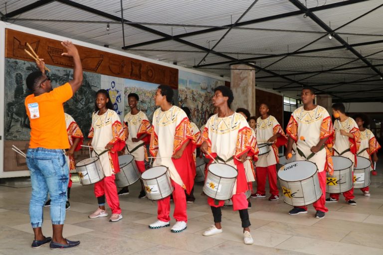 Comissão de Educação debate experiência e resultados do Projeto Axé, na Bahia