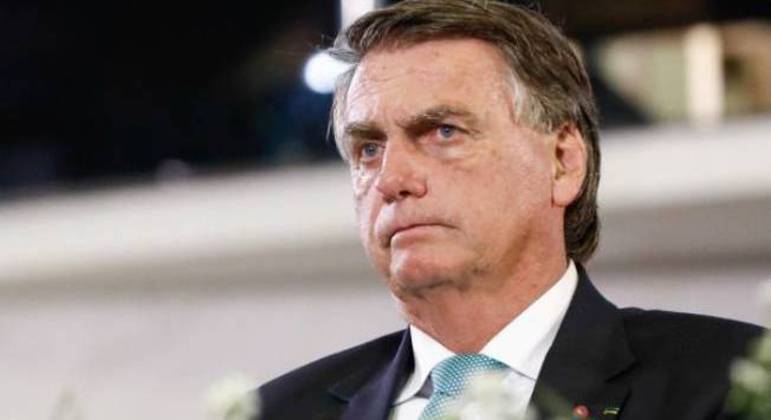 Bolsonaro vai à Guiana discutir importações, petróleo e fibra ótica 
