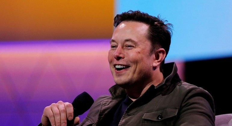 Elon Musk anuncia suspensão temporária de acordo para comprar o Twitter