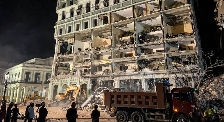 Número de mortos em explosão em hotel de Cuba sobe para 25