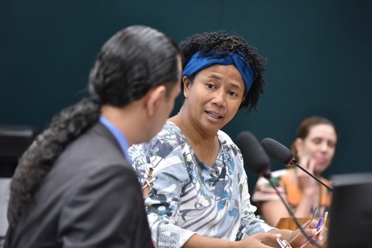 Comissões promovem debates sobre o combate ao câncer