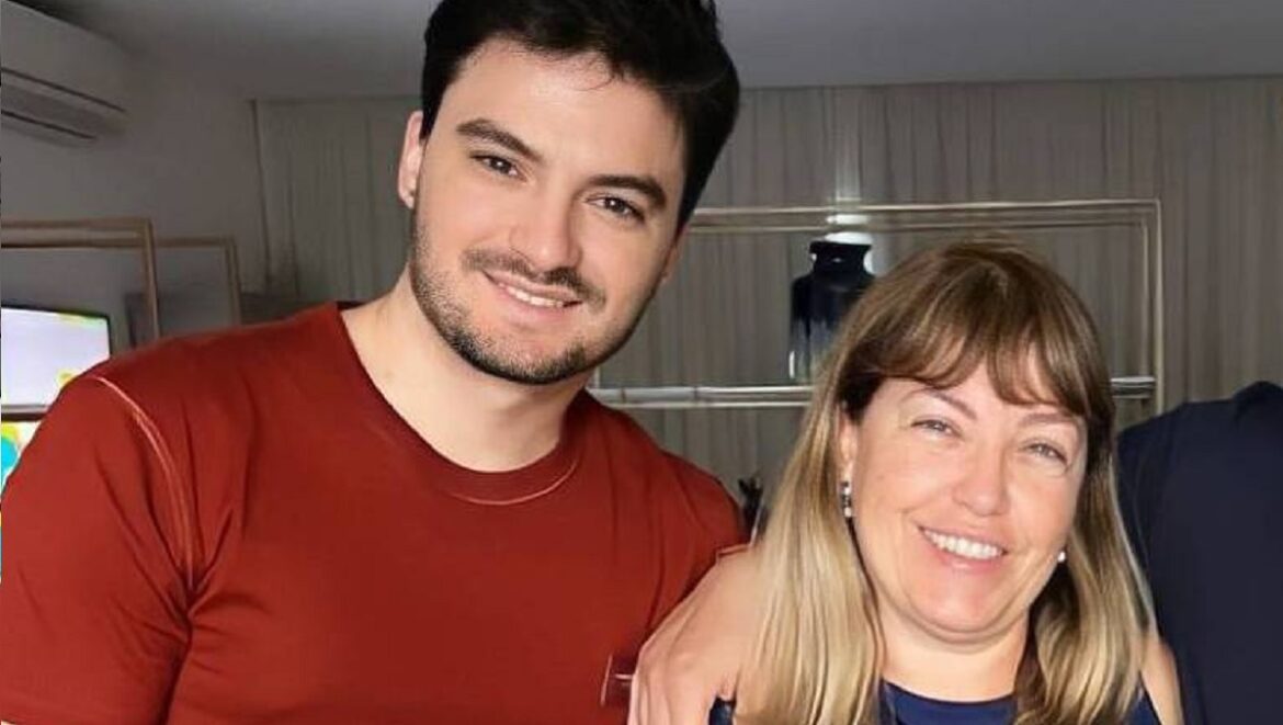 Mãe de Felipe Neto é ameaçada e youtuber tranca conta do Twitter