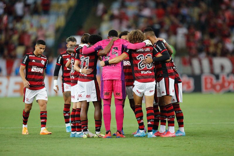 Próximo da classificação, Flamengo recebe a Universidad Católica