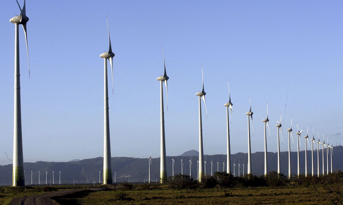 Leilão de energia contrata 29 empreendimentos com deságio de 9,36%