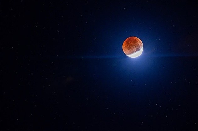 Lua de Sangue': confira fotos do eclipse lunar total no Brasil e ao redor do mundo