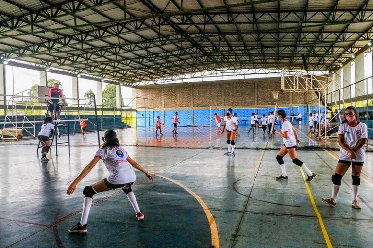 Comissão realiza mesa-redonda para debater o Plano Nacional do Desporto