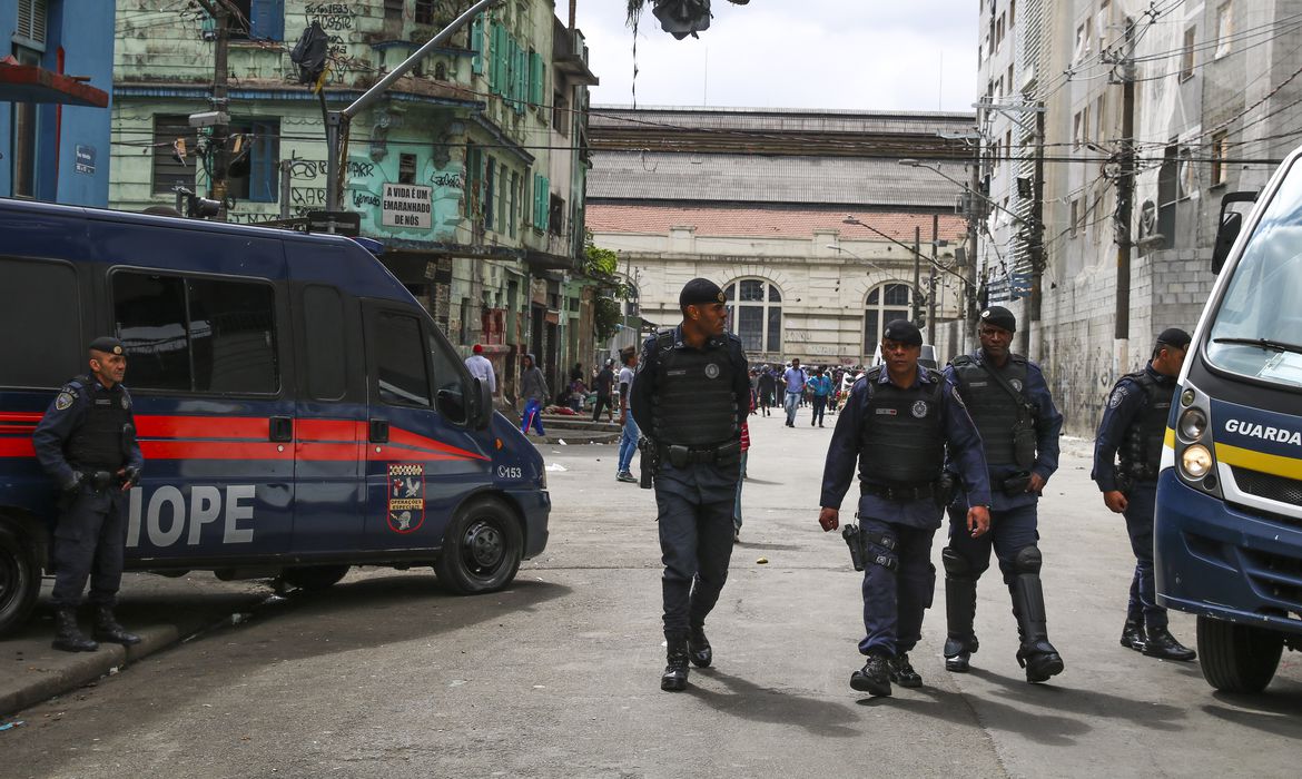 Homem morre baleado em ação policial na Cracolândia