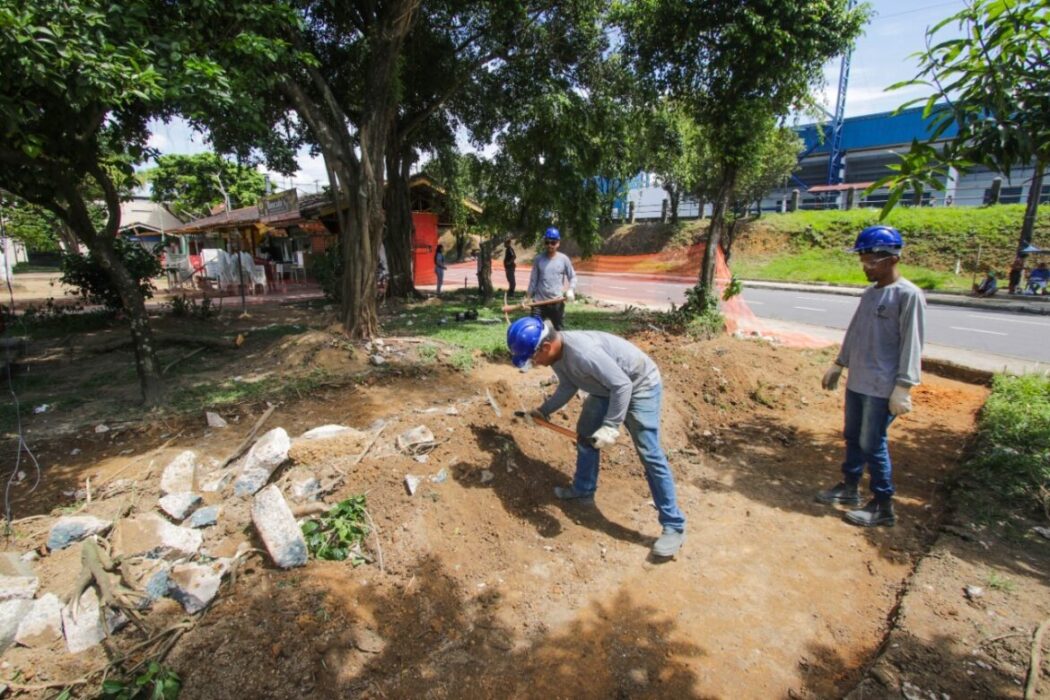 Praça da Glória recebe revitalização da Prefeitura de Manaus