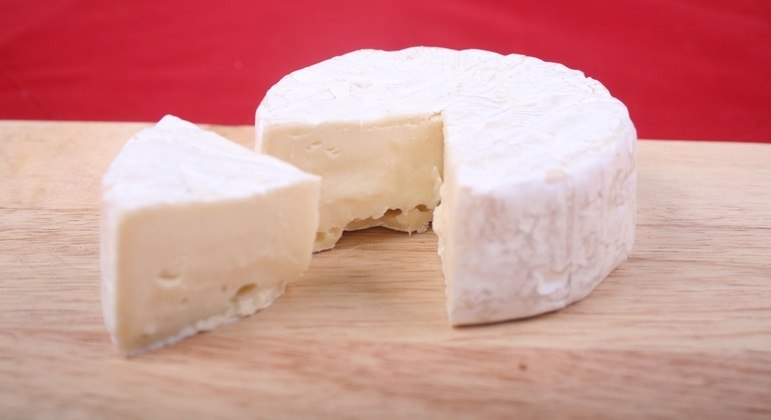 Cientista de MG cria queijo frescal que ajuda na prevenção e tratamento de doença intestinal