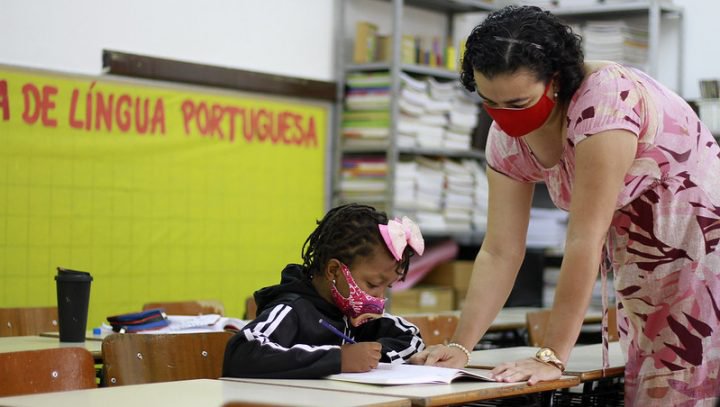 Prefeitura convoca 42 professores do 1º ao 5º aprovados em Processo Seletivo Simplificado