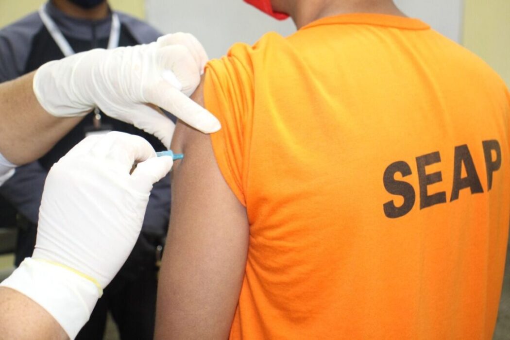 População carcerária de Manaus recebe ação de vacinação contra Covid-19