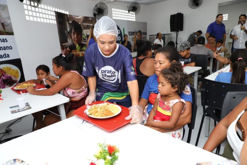 'É uma benção', diz moradora sobre o novo Prato Cheio no Parque Mauá