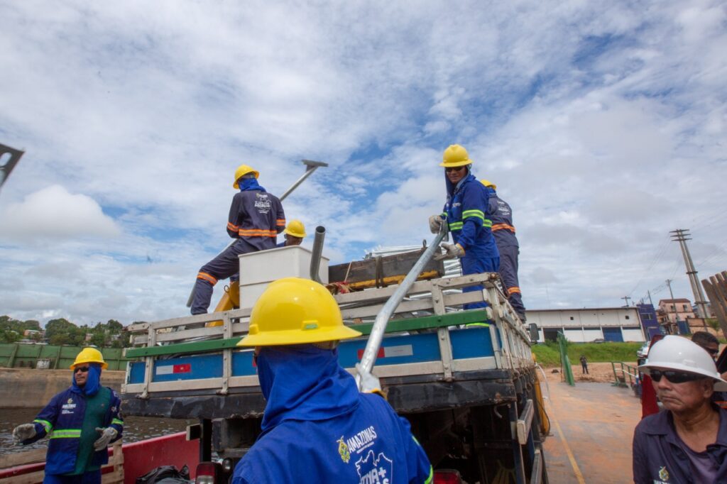 Governo do Amazonas inicia por Tefé a implantação de iluminação de LED no interior