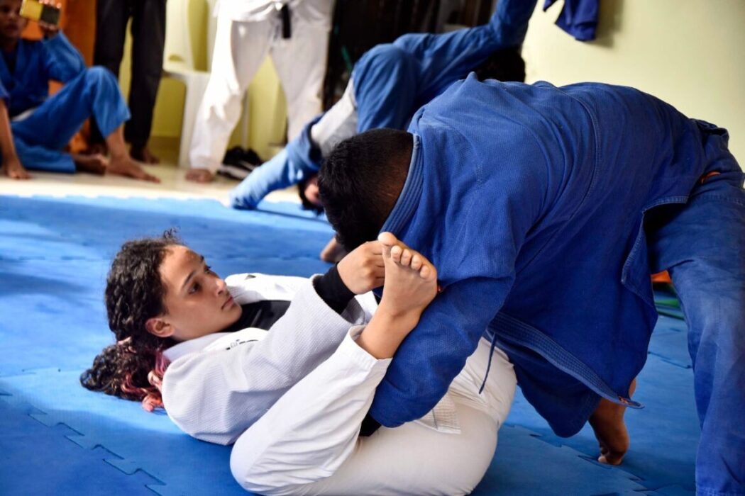 Amor de filha: Ana Clara vai em busca do ouro no Brasileiro de jiu-jitsu para dedicar a sua mãe
