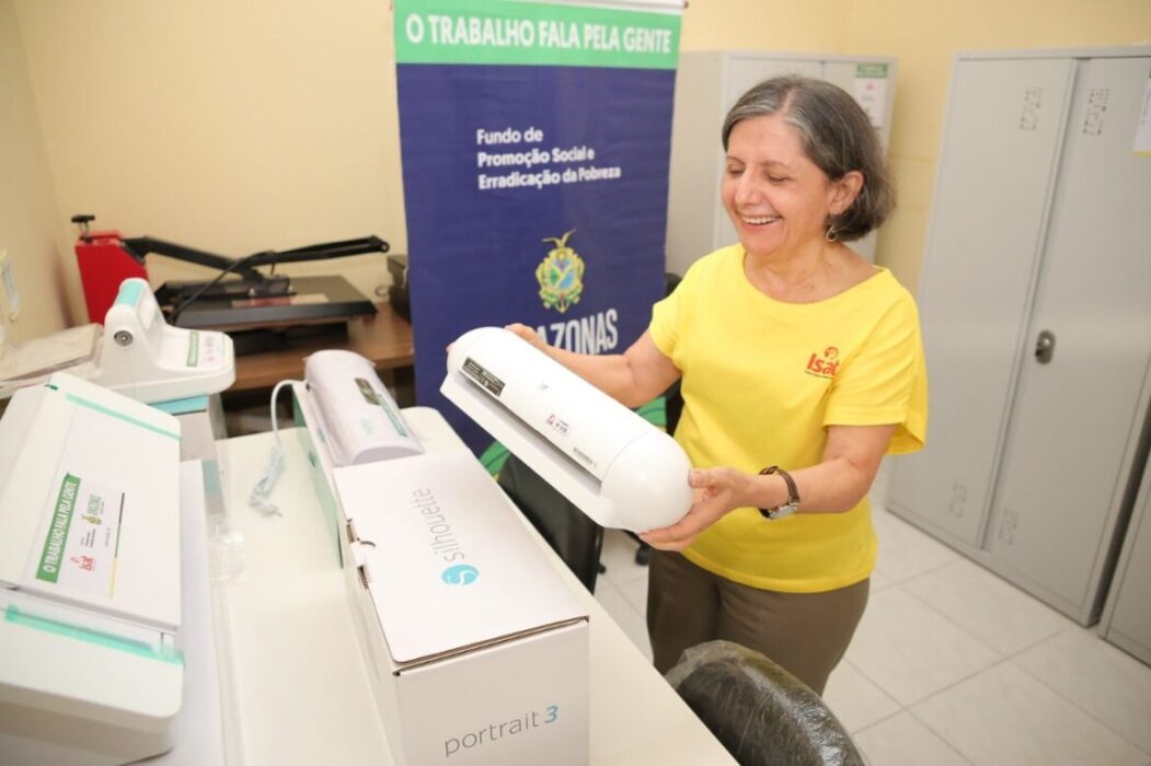 Governo do Estado entrega equipamentos de estamparia ao Instituto Silvério de Almeida Tundis