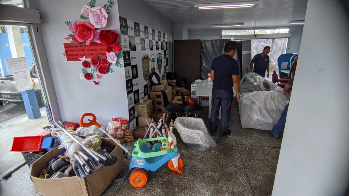 Polícia Civil do Amazonas prende dupla por estelionato em lojas de eletrodomésticos e material de construção
