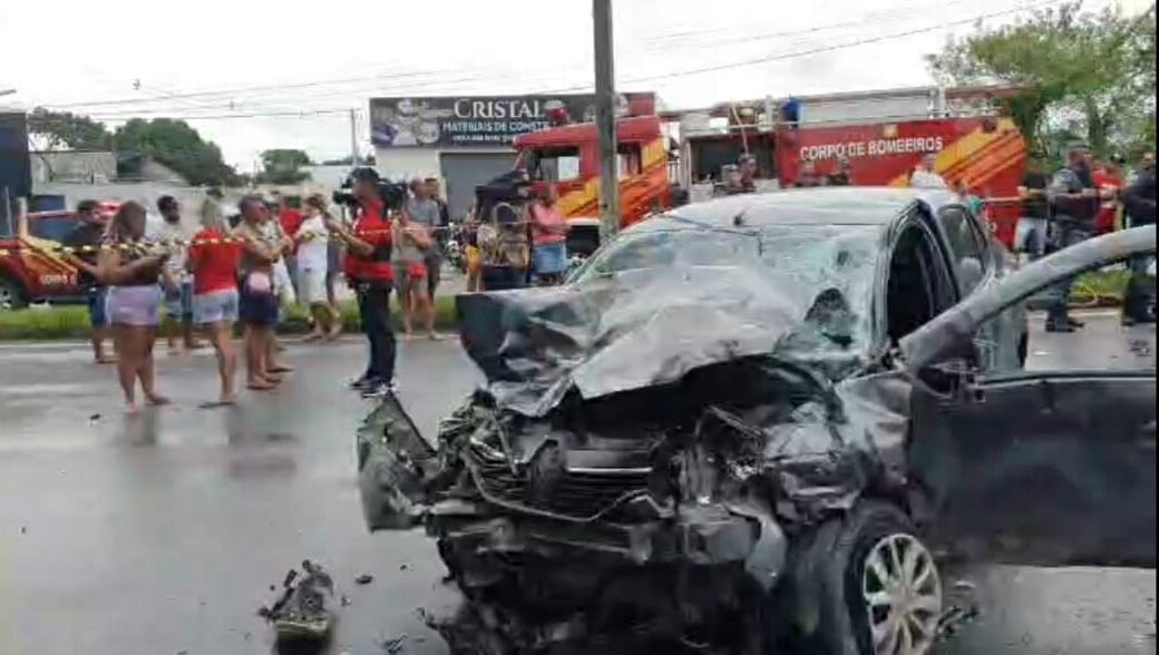 Urgente: acidente de trânsito deixa dois mortos e quatro feridos, em Manaus