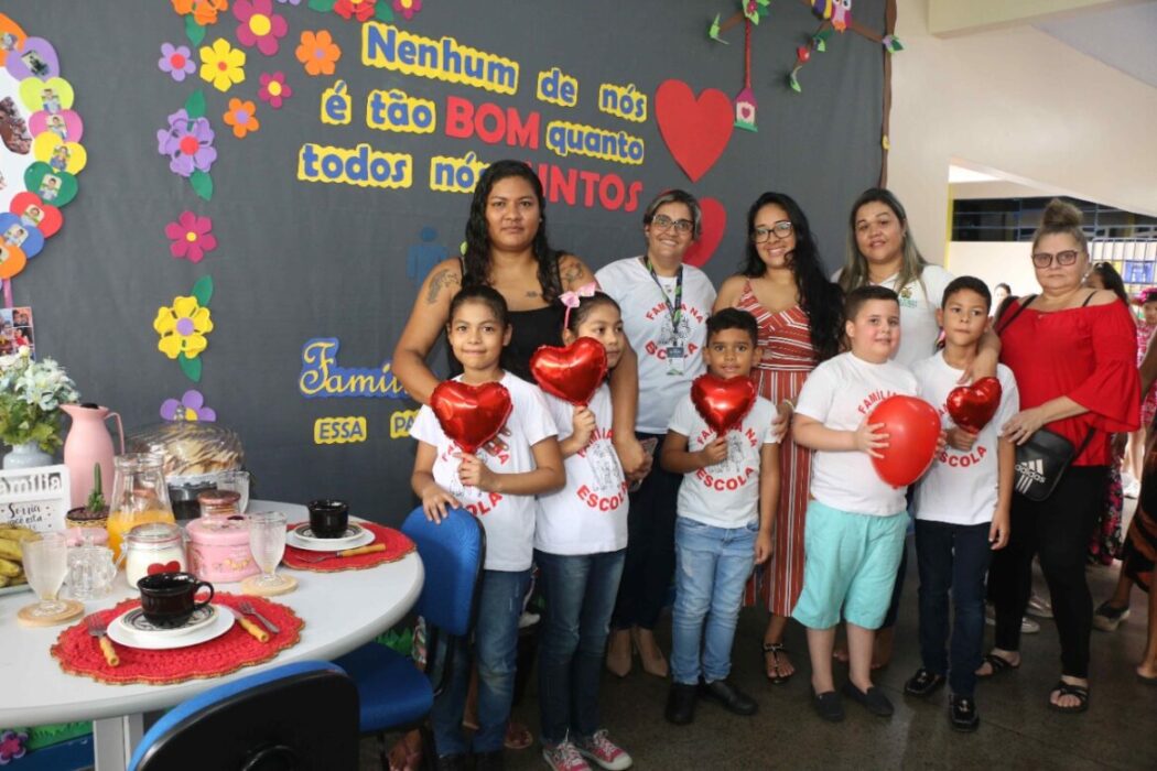 Dia da Família: escola estadual promove dia de beleza, lazer e interação com pais e responsáveis