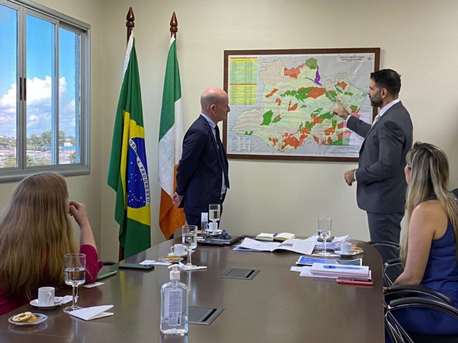 Sema apresenta projetos ambientais para Embaixada da Irlanda