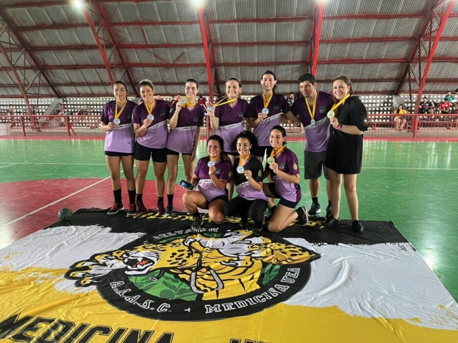 Handebol feminino da UEA vence etapa estadual e está na final dos Jogos Universitários Brasileiros