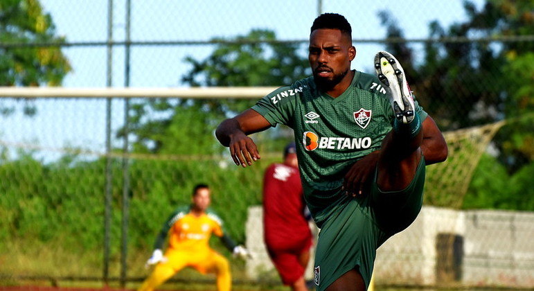 Com classificação difícil, Luccas Claro acredita no Fluminense