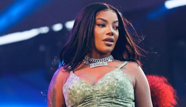 Ludmilla faz show em São Paulo com muitos hits