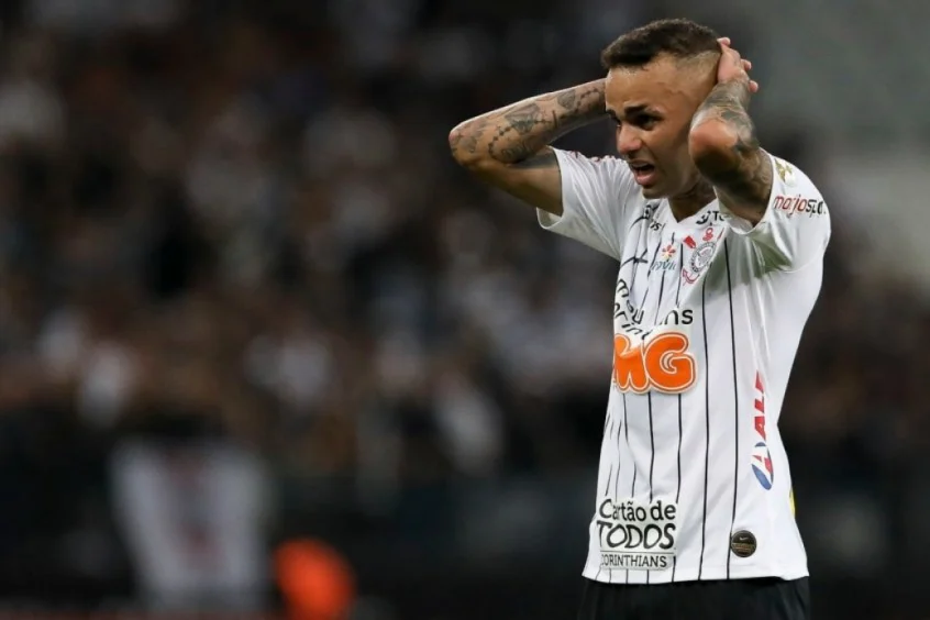 Luan pode deixar o Corinthians e reforçar rival do Grêmio na série B