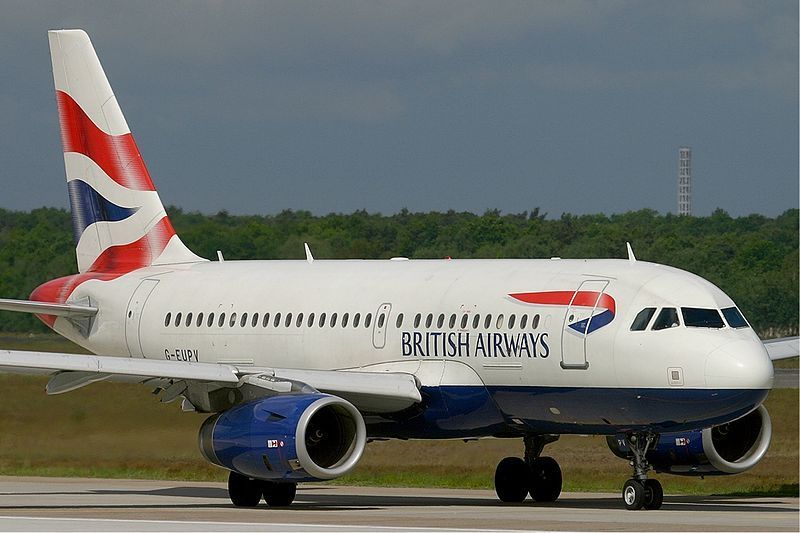 Fumaça em cabine de avião causa desembarque de emergência em Londres