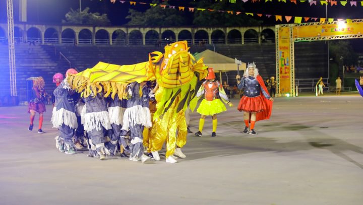 Festival Folclórico do Amazonas atrai um público de mais de 10 mil pessoas na quinta noite de evento