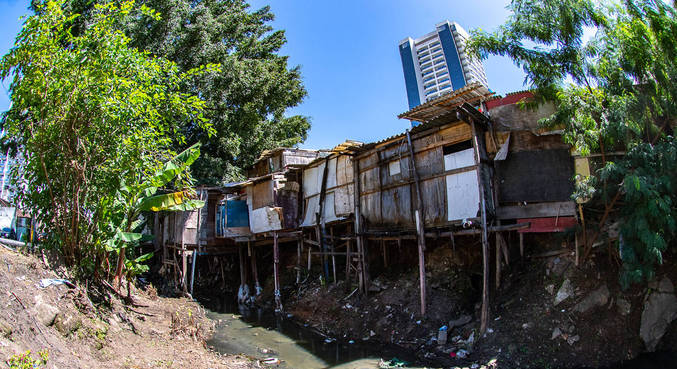Brasil tem recorde de 23 milhões vivendo na pobreza em 2021, 7,2 milhões a mais que em 2020