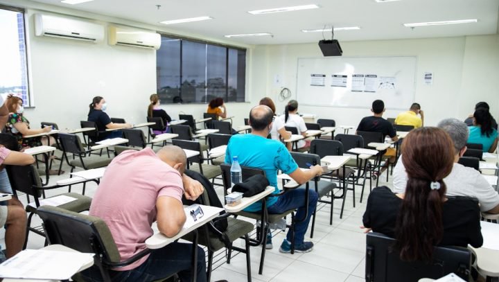 Provas do concurso da Semsa para cargos de nível médio serão aplicadas neste domingo em dois turnos