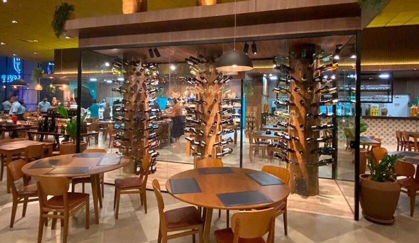 Restaurante amazonense prepara dois dias de jantar romântico aos eternos namorados