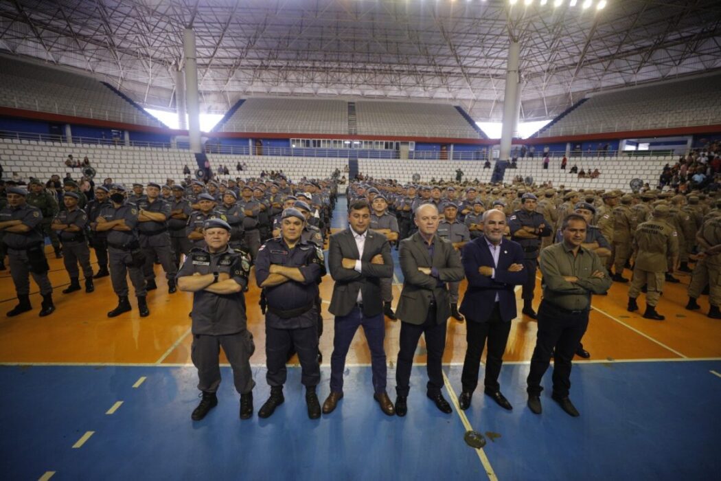 Governador Wilson Lima assina promoção de mais 700 policiais militares e bombeiros
