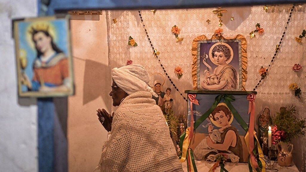 Quilombolas mantêm viva as tradições do São João em Minas