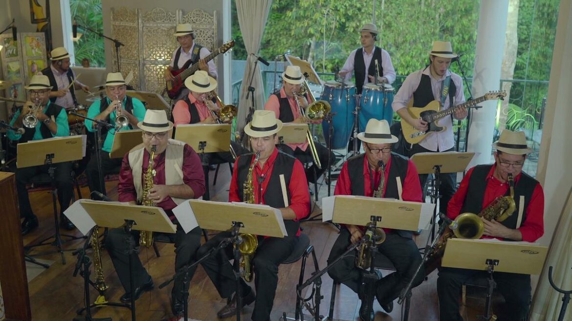Projeto Jazz no Flutuante acontece sexta com show da Orquestra de Beiradão do Amazonas