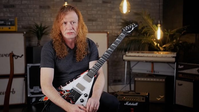 Dave Mustaine critica KISS e chama bandas que usam playback de “preguiçosas”