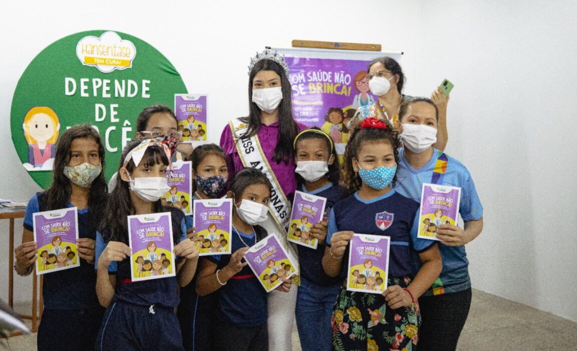 Prefeitura de Manaus convoca pais para realização do autoexame de pele virtual com estudantes