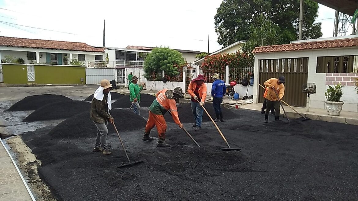 Prefeitura de Manaus implanta infraestrutura em rua abandonada há mais de 10 anos