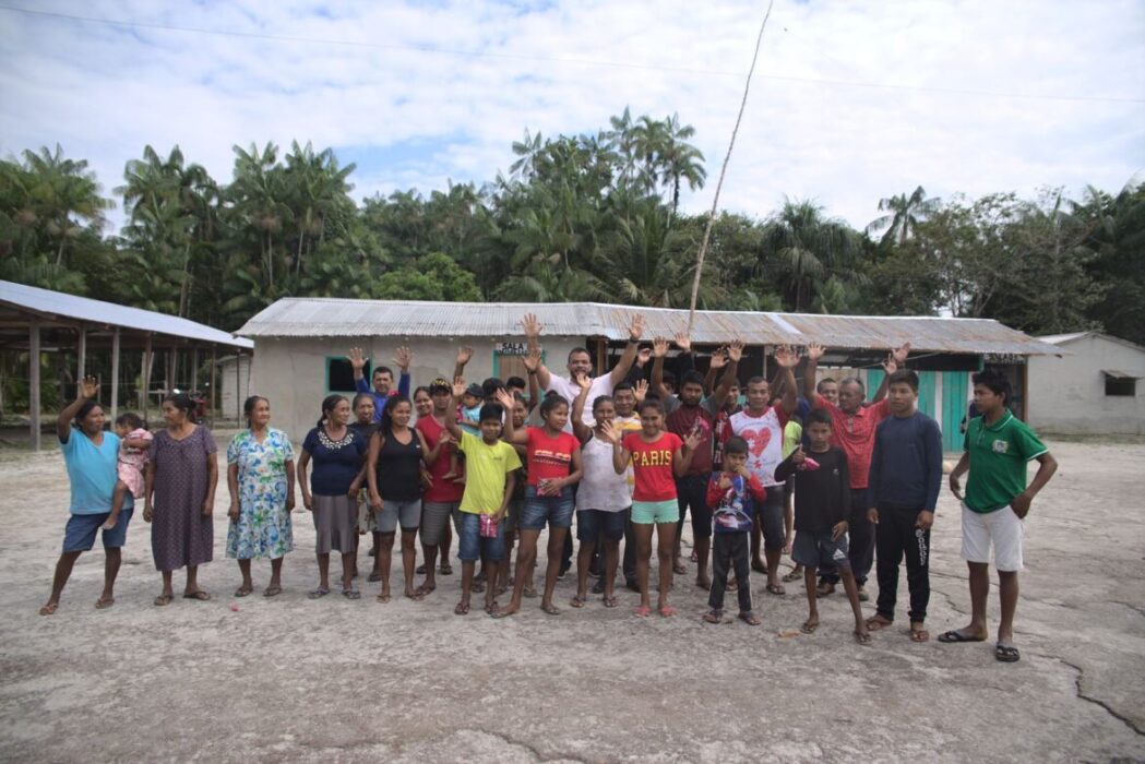 Em São Gabriel da Cachoeira, Dr. Mike visita comunidades indígenas e conhece a Fazenda da Esperança, que atua na recuperação de dependentes químicos