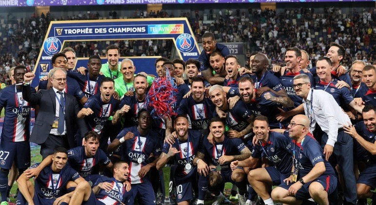 Neymar brilha, PSG atropela o Nantes e ergue o 11° troféu da Supercopa da França