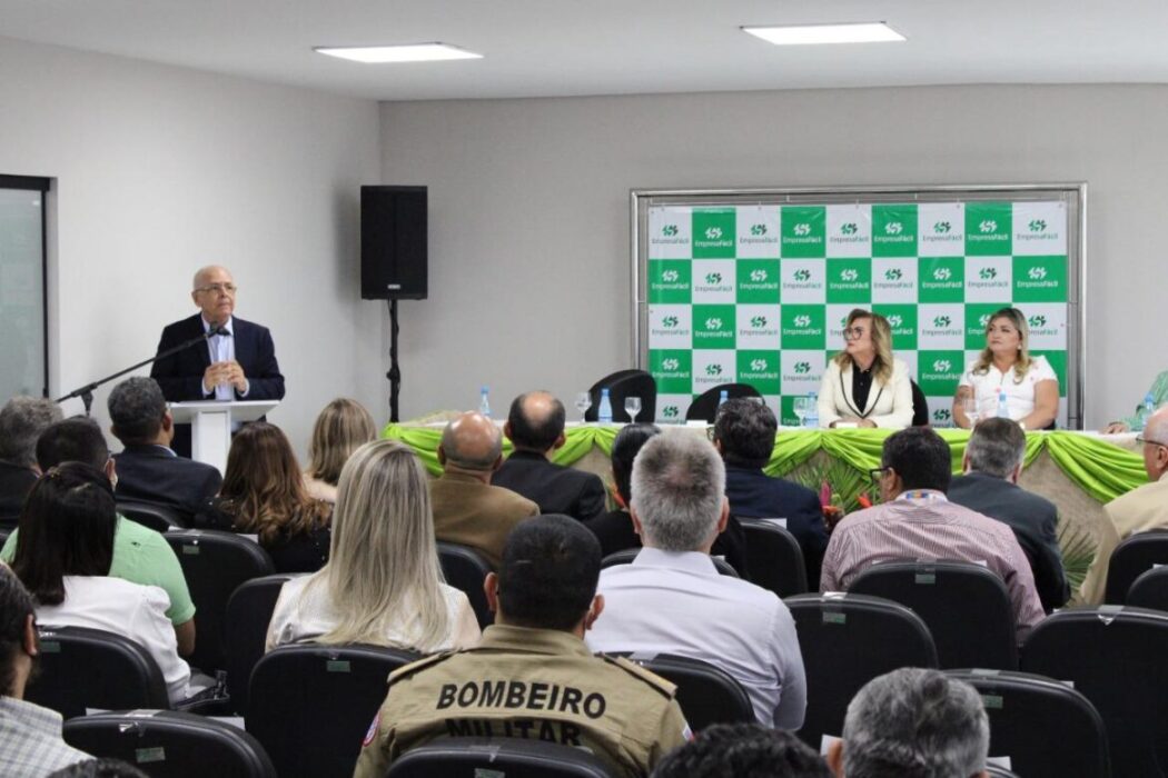 Governo do Estado lança sistema Empresa Fácil em Manaus