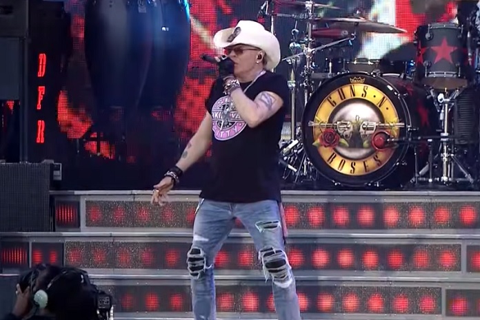 Guns N’ Roses divulga vídeo ao vivo de “Sweet Child O’ Mine” e fãs apontam dificuldades de Axl Rose