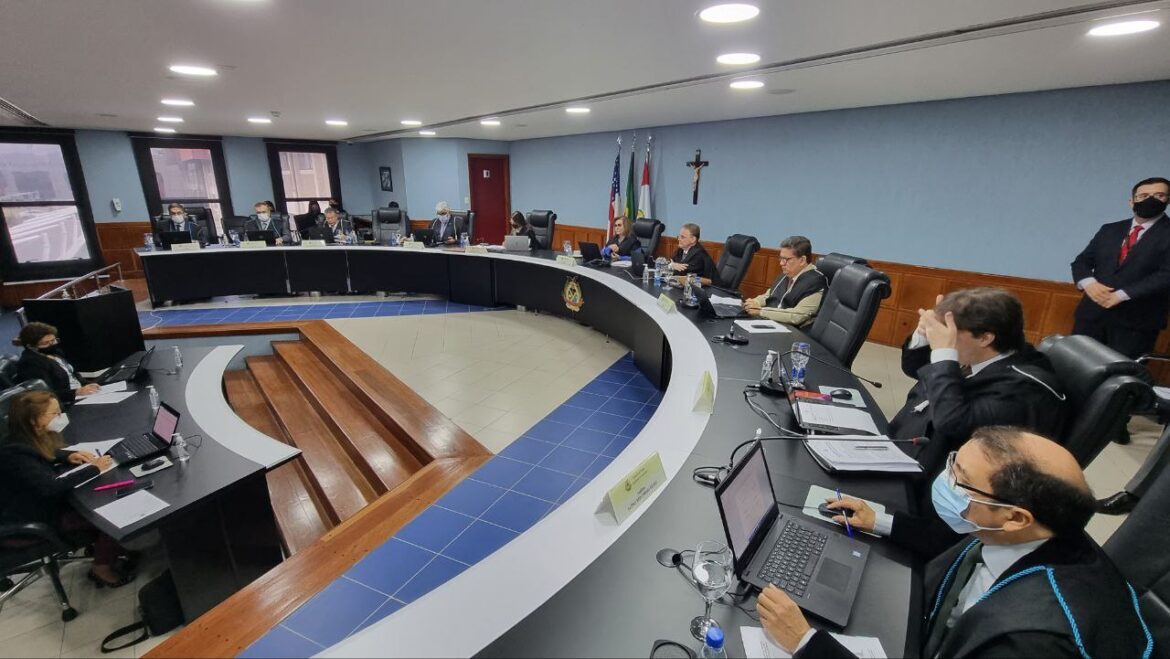 TCE-AM multa ex-presidente da Câmara de Nhamundá em cerca de R$ 115 mil