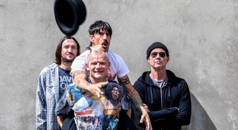 Red Hot Chili Peppers anuncia novo álbum, "Return Of The Dream Canteen"