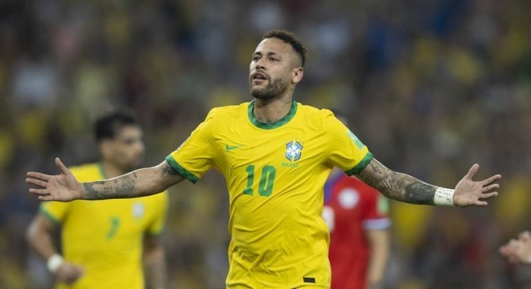 Neymar foge de polêmicas e muda postura de olho na Copa do Mundo