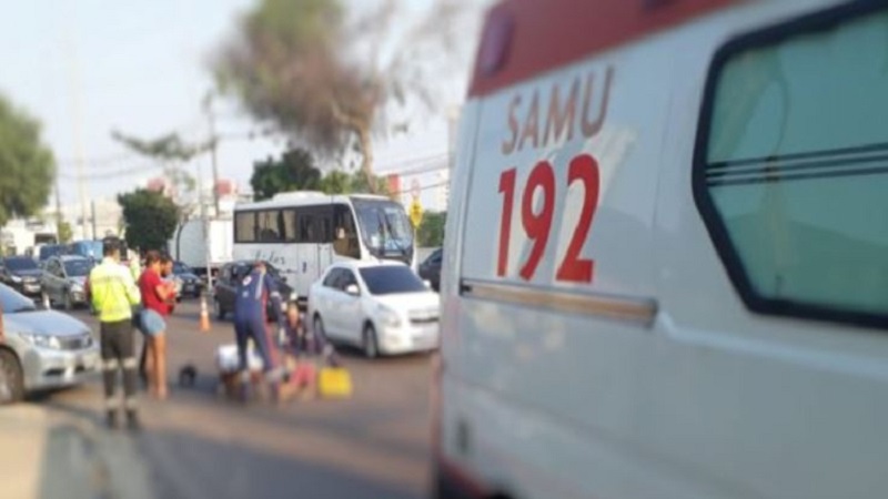 Ciclista fica ferido após acidente de trânsito