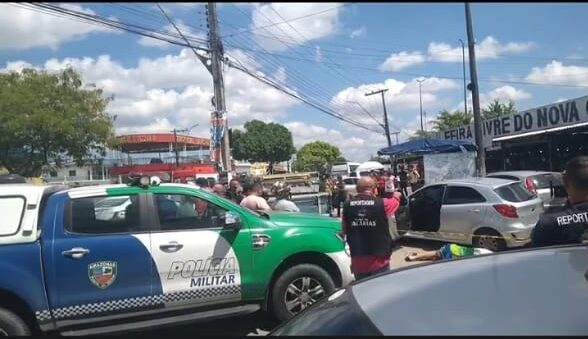 Urgente: homem é crivado de balas no Nova Cidade