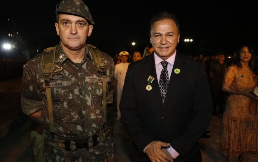 Secretário de Saúde do Amazonas recebe Medalha de honra do Exército Brasileiro