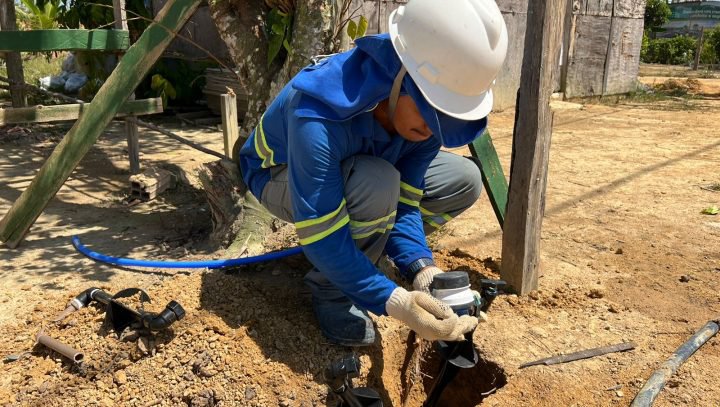 Ageman vistoria obra de abastecimento que vai beneficiar 10 mil pessoas com água tratada na zona Norte de Manaus